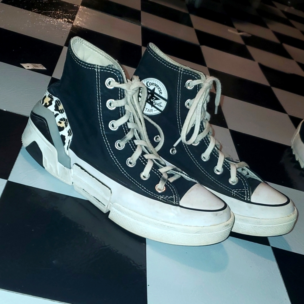Converse Hightops